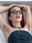 Ivy Addams strips naked on her outdoor chair